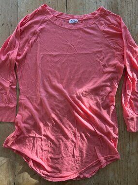 Fred Segal Baseball Style Long Sleeve Tee Size XL